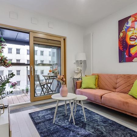 Luxury Apartments On Grzybowska Street In Варшава Екстериор снимка