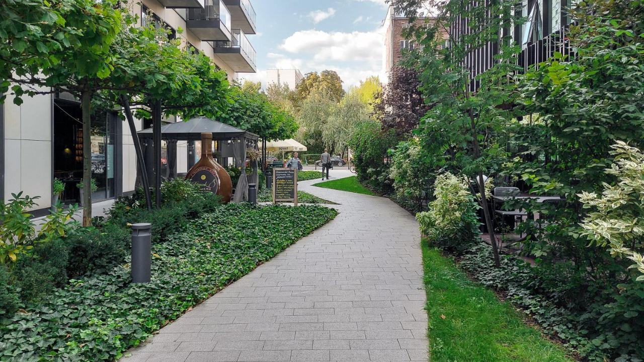 Luxury Apartments On Grzybowska Street In Варшава Екстериор снимка